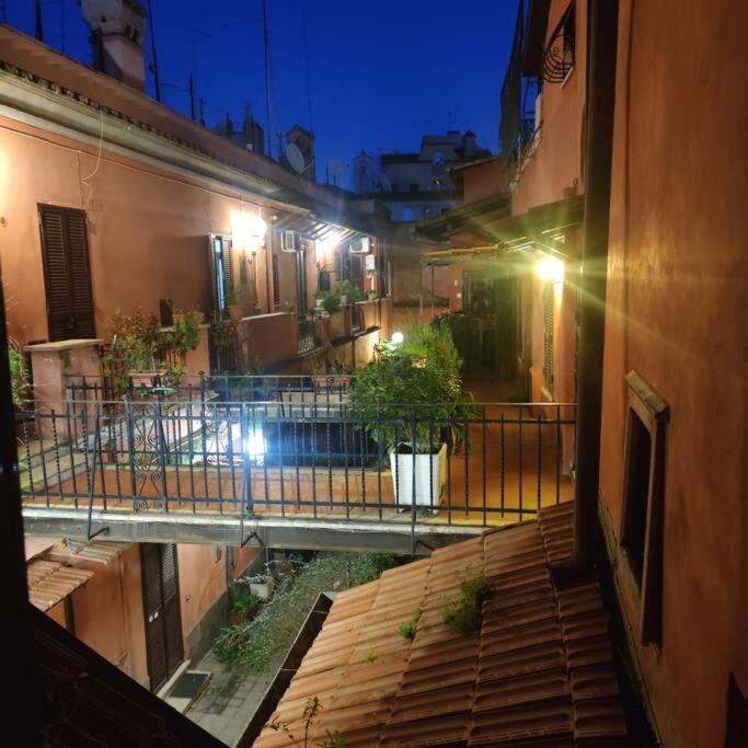 Julia Nel Cuore Di Trastevere Appartamento